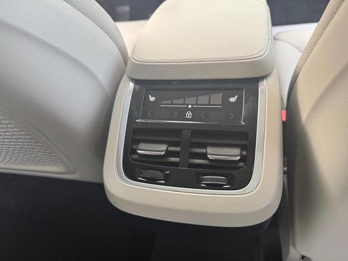 Used 2019 Volvo XC90 T6 Momentum w/ Advanced Package image 43