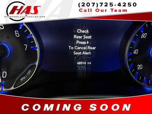 Used 2024 Chrysler Pacifica Touring-L FWD image 20