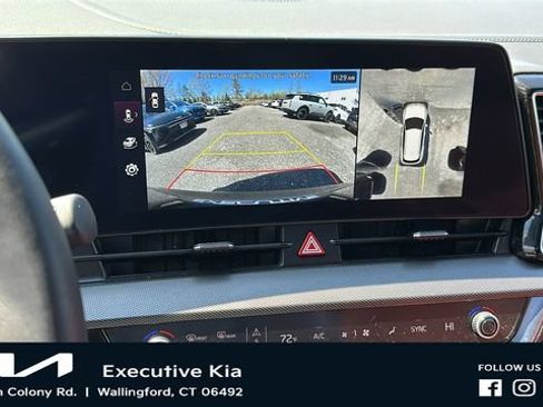Certified 2024 Kia Sportage SX AWD/4WD image 17