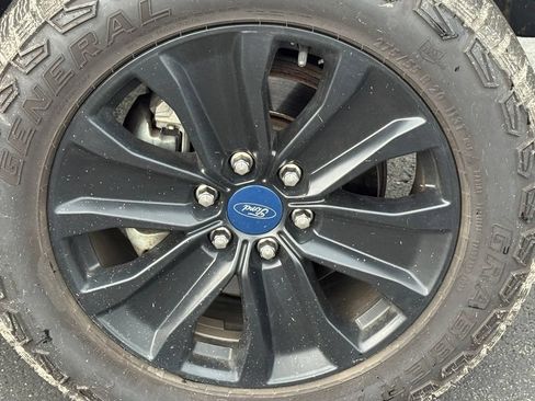 Certified 2020 Ford F150 XLT w/ Equipment Group 302A Luxury AWD/4WD image 30