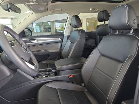 Used 2023 Volkswagen Atlas SEL AWD/4WD image 19