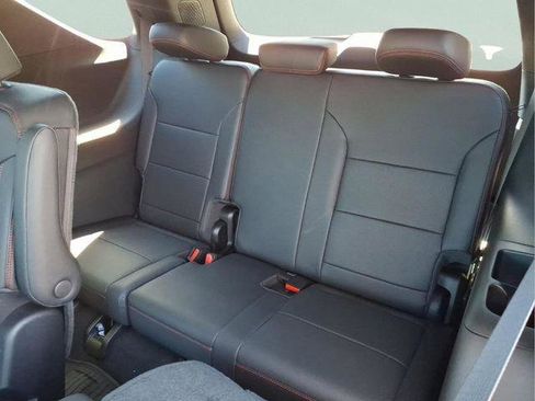 New 2026 Chevrolet Traverse RS w/ LPO, Floor Liner Package image 10