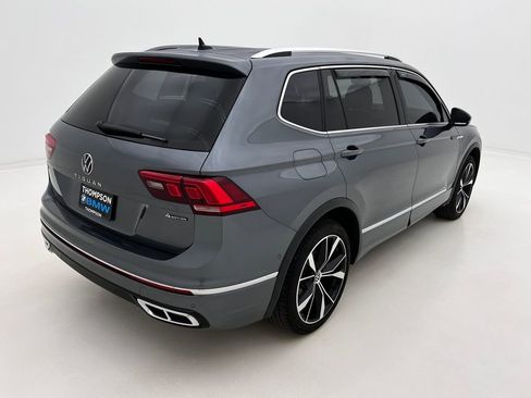 Used 2024 Volkswagen Tiguan SEL R-Line image 7