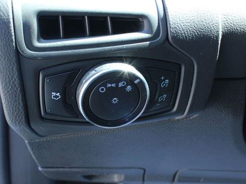 Used 2014 Ford Focus SE image 15