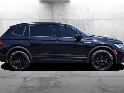 Used 2024 Volkswagen Tiguan SE R-Line AWD/4WD image 5