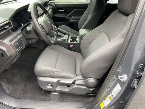 Used 2025 Toyota Tacoma SR5 image 16