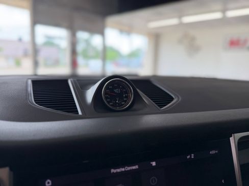 Used 2019 Porsche Macan S AWD/4WD image 31
