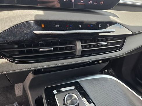 New 2026 Buick Enclave Preferred w/ Power Package FWD image 25