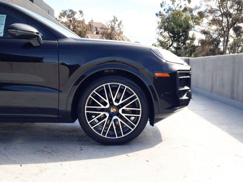 New 2026 Porsche Cayenne Coupe image 11