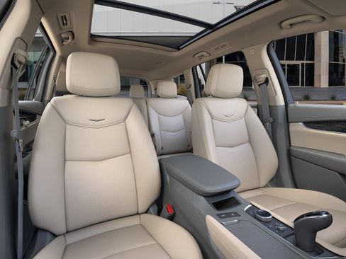 New 2025 Cadillac XT6 Premium Luxury w/ Technology Package FWD image 16
