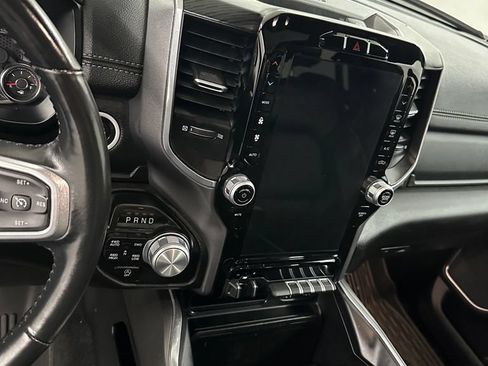 Used 2023 RAM 1500 Laramie AWD/4WD image 16