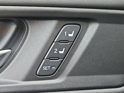 Used 2025 Honda Accord EX-L image 24