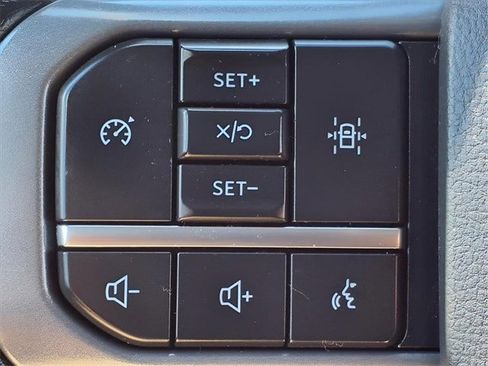 Certified 2022 Ford F150 XLT w/ Equipment Group 302A High image 22