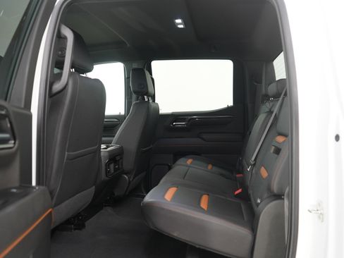 Used 2024 GMC Sierra 1500 AT4 AWD/4WD image 18