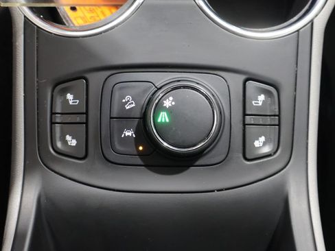 Used 2024 GMC Terrain SLT FWD image 35