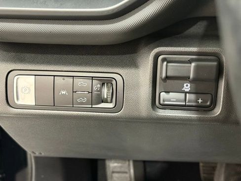 Used 2025 Chevrolet Silverado EV LT image 32