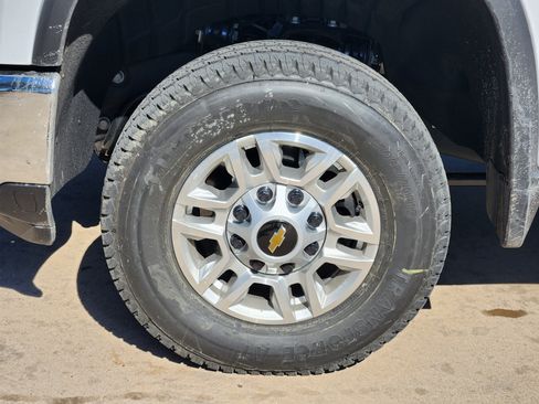 New 2026 Chevrolet Silverado 2500 W/T w/ WT Convenience Package image 17