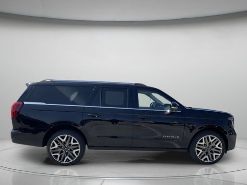 New 2026 Ford Expedition Max Platinum w/ Platinum Ultimate Package AWD/4WD image 2