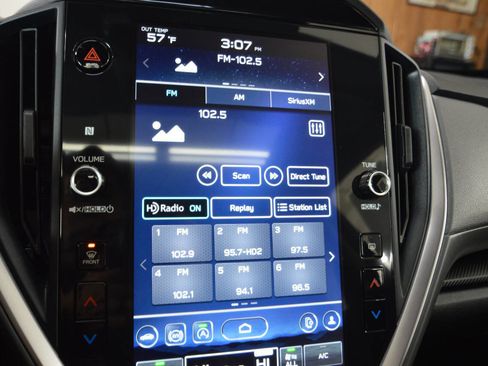 Used 2025 Subaru Crosstrek 2.0i Premium image 37