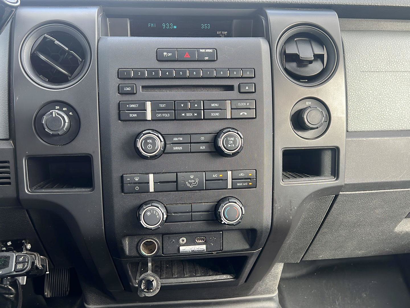 Used 2014 Ford F150 STX w/ Equipment Group 201A Mid AWD/4WD image 19