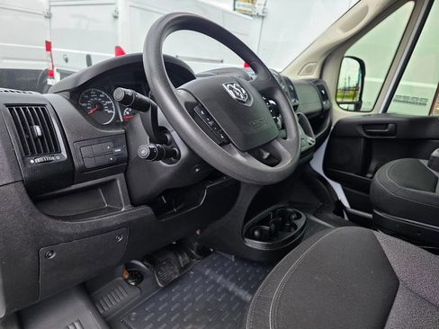 Used 2020 RAM ProMaster 2500 FWD image 18