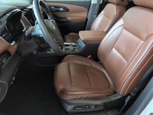 Used 2018 Chevrolet Traverse High Country image 17