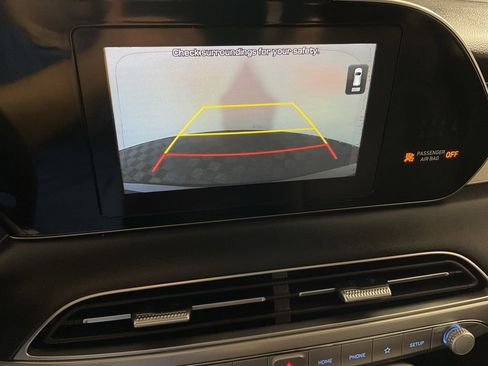 Used 2020 Hyundai Palisade SE AWD/4WD image 2