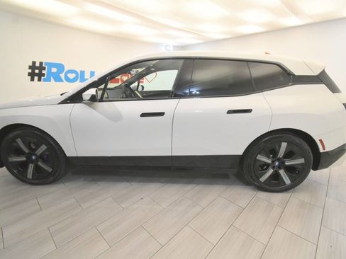 Used 2023 BMW iX xDrive50 w/ Premium Package AWD/4WD image 2