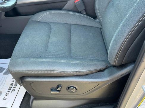 Used 2019 RAM 1500 Big Horn AWD/4WD image 26