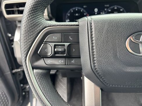 Used 2024 Toyota Tacoma TRD Sport AWD/4WD image 23