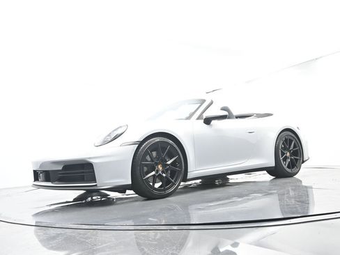 Certified 2025 Porsche 911 Carrera RWD image 54