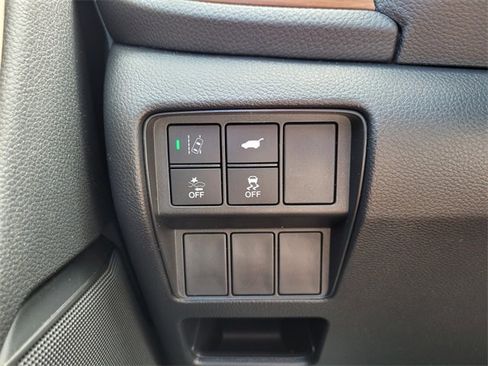 Used 2018 Honda CR-V Touring image 39