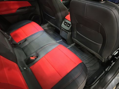 New 2025 Chevrolet Equinox EV RS w/ LPO, Illumination Package image 11