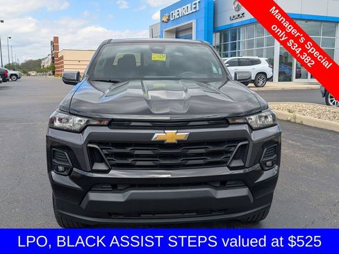Used 2024 Chevrolet Colorado LT w/ LT Convenience Package AWD/4WD image 2