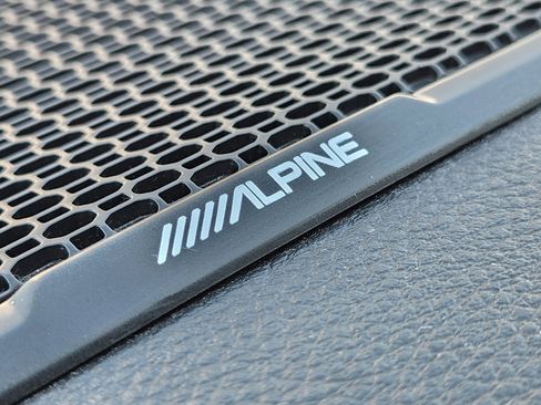 Used 2024 RAM 1500 Laramie image 23