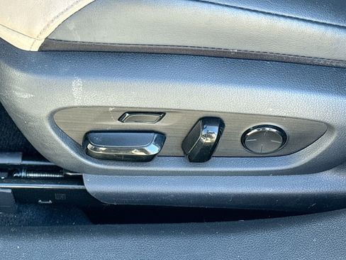 Used 2019 Lexus ES 350 350 Luxury image 17