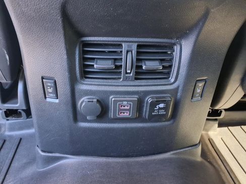 Used 2019 Nissan Titan Platinum Reserve w/ Platinum Utility Package image 16