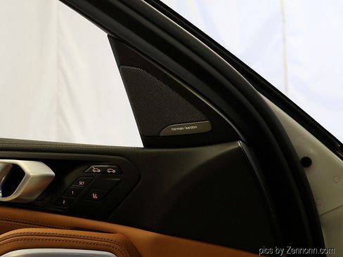 Certified 2024 BMW X6 xDrive40i w/ Premium Package image 27