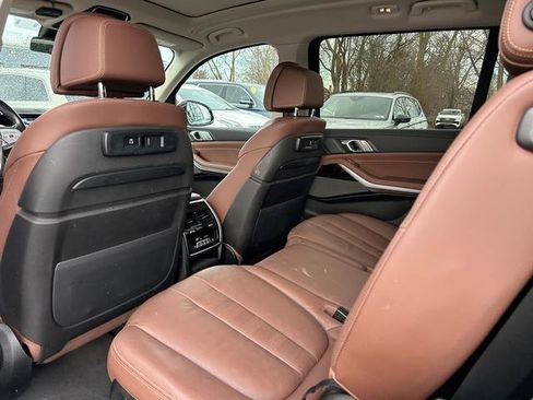 Used 2020 BMW X7 xDrive40i w/ Luxury Seating Package image 12
