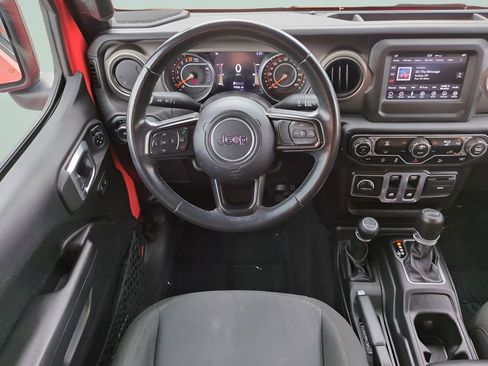 Used 2019 Jeep Wrangler Sport S image 16