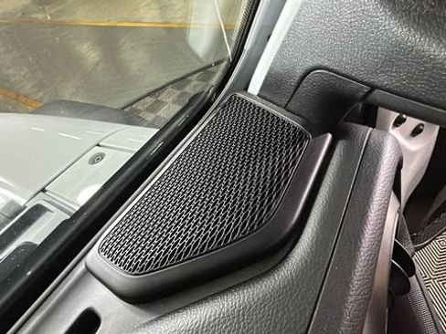 Used 2023 Jeep Wrangler Unlimited w/ Cold Weather Group AWD/4WD image 30