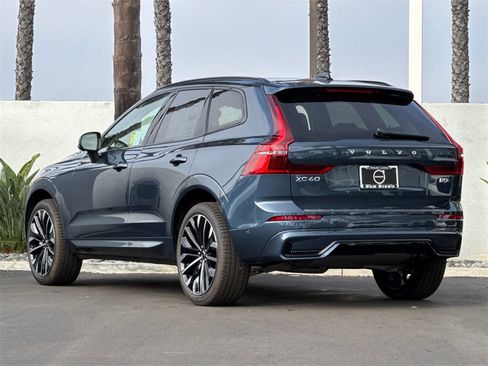 New 2026 Volvo XC60 B5 Ultra w/ Protection Package Premier image 3