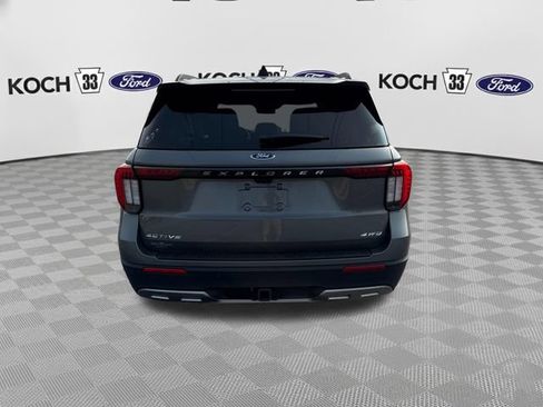 Used 2025 Ford Explorer Active w/ Active Comfort Package AWD/4WD image 7