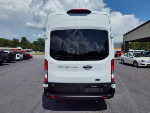 Used 2024 Ford Transit 350 XL image 5