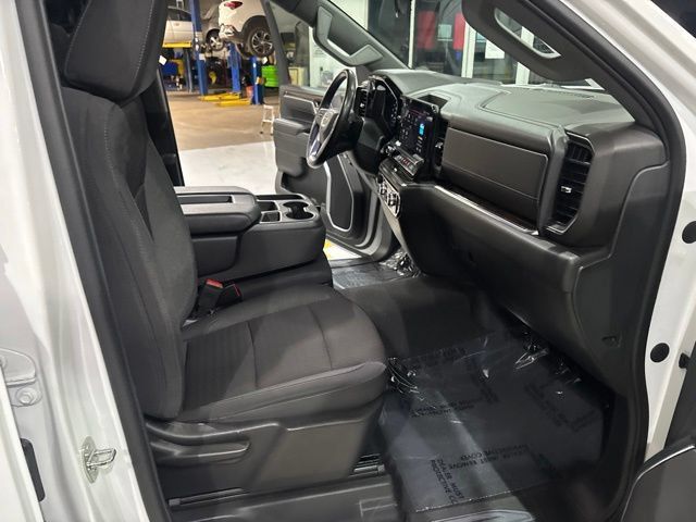 Used 2024 GMC Sierra 1500 Elevation w/ X31 Off-Road Package AWD/4WD image 34