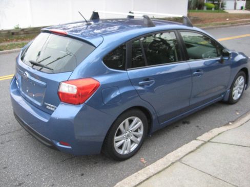 Used 2016 Subaru Impreza 2.0i Premium image 5