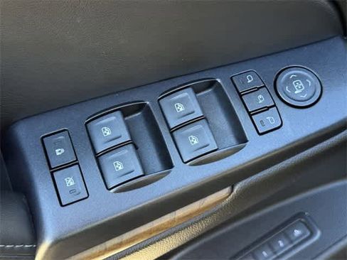 Used 2018 GMC Yukon Denali w/ Open Road Package image 9