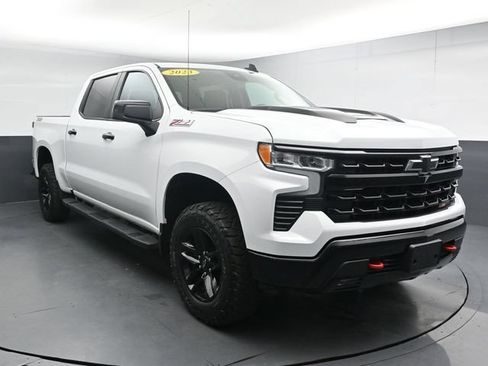 Used 2023 Chevrolet Silverado 1500 LT Trail Boss w/ Protection Package AWD/4WD image 14