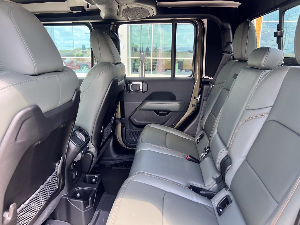 New 2026 Jeep Gladiator Mojave AWD/4WD image 11