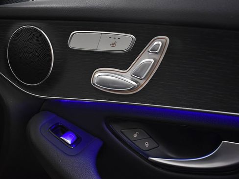 Used 2022 Mercedes-Benz GLC 300 4MATIC Coupe image 35